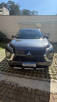 MITSUBISHI ECLIPSE CROSS 1.5 MIVEC TURBO GASOLINA HPE-S CVT MITSUBISHI ECLIPSE CROSS 1.5 MIVEC TURBO GASOLINA HPE-S CVT